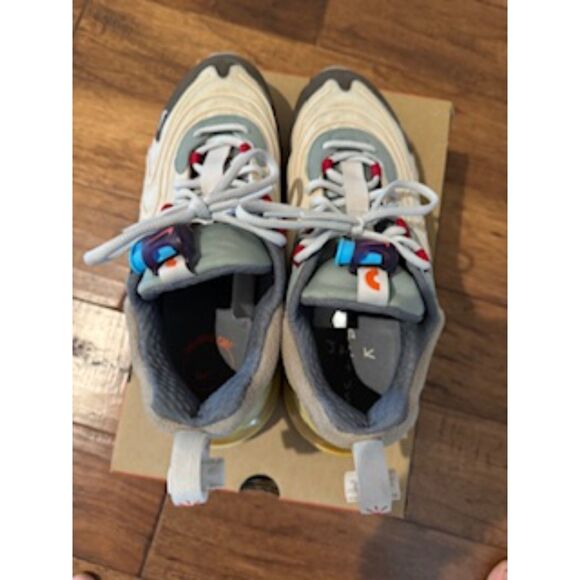 Nike Air Max 270 React Travis Scott Cactus Trails Size 10 - Picture 8 of 9